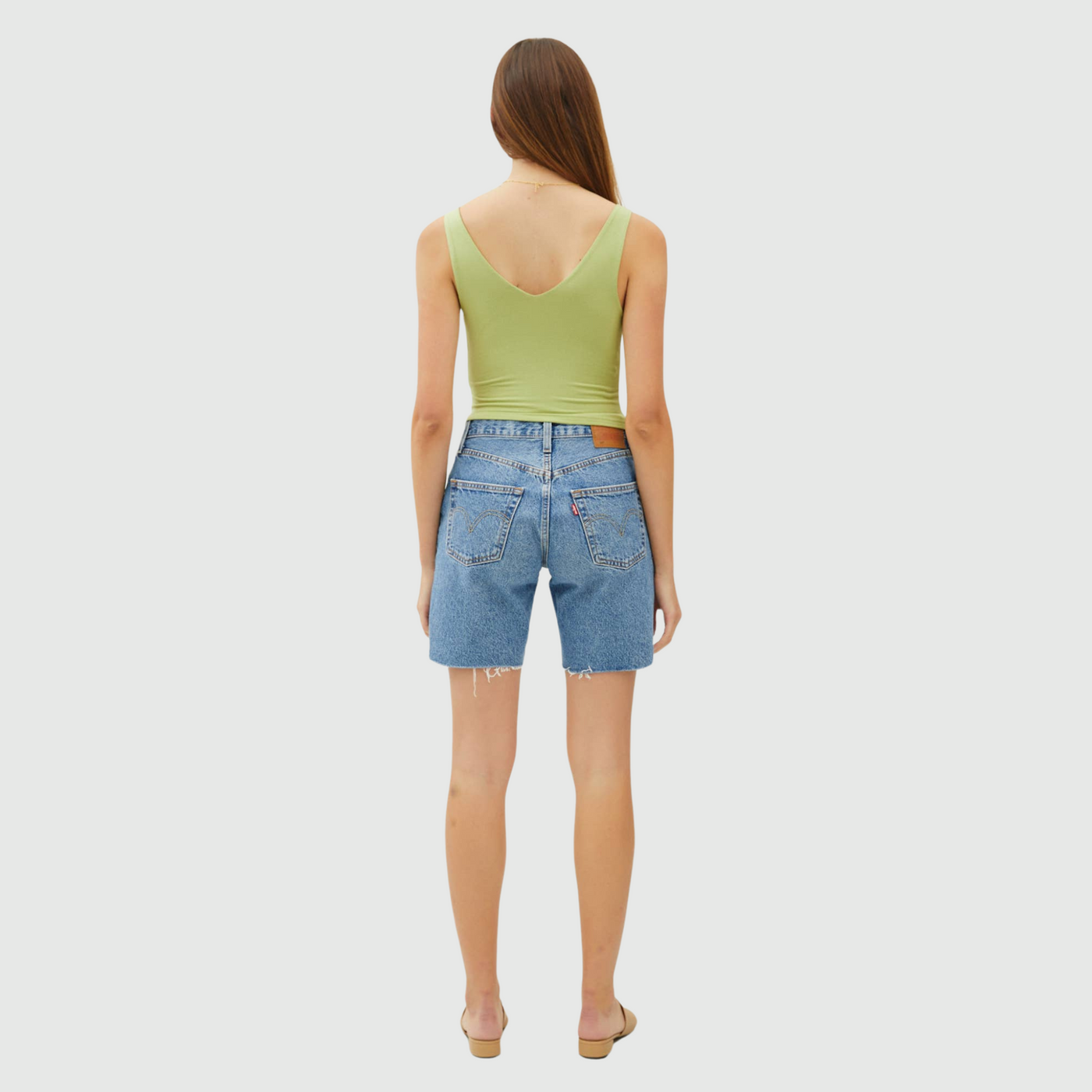 V-neck Crop Tank in Pea