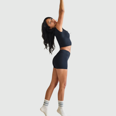 Luxe Compression Cropped Tee in Black