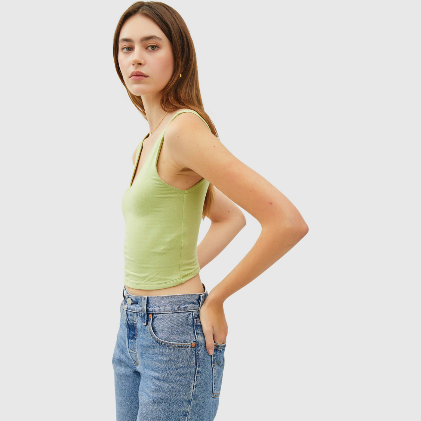 V-neck Crop Tank in Pea